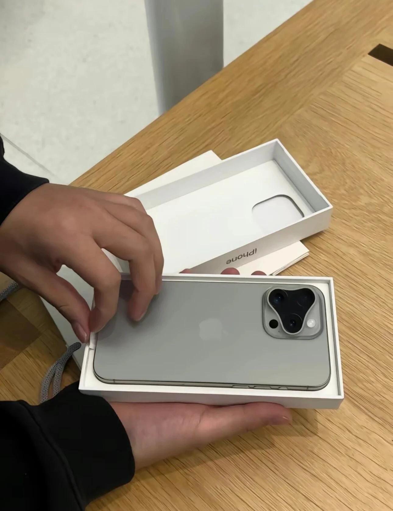 英版苹果max美版苹果手机为什么不建议买